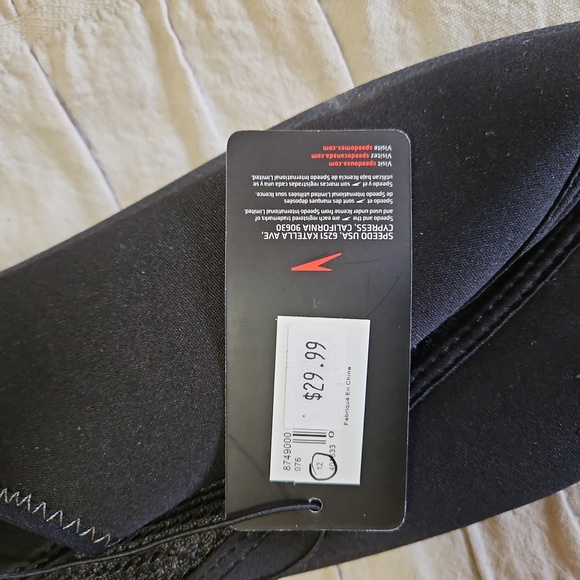 Speedo Water Shoes - Picture 3 of 3
